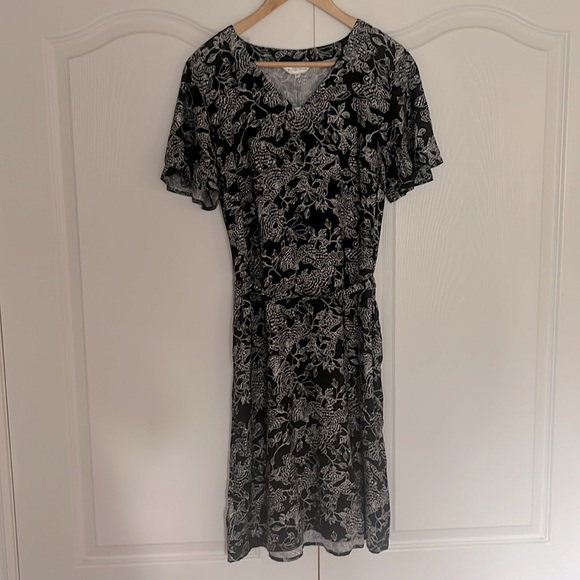 NEW Northern Reflections Black and white Floral pattern dress with pockets - Picture 8 of 12
